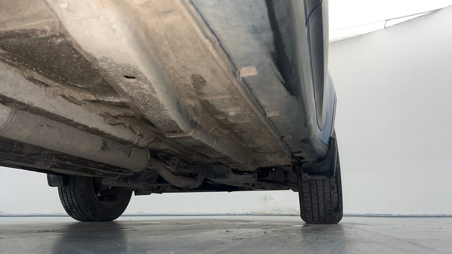 Used 2017 Tata Nexon XZ Plus Diesel Diesel Manual extra REAR RIGHT UNDERBODY VIEW