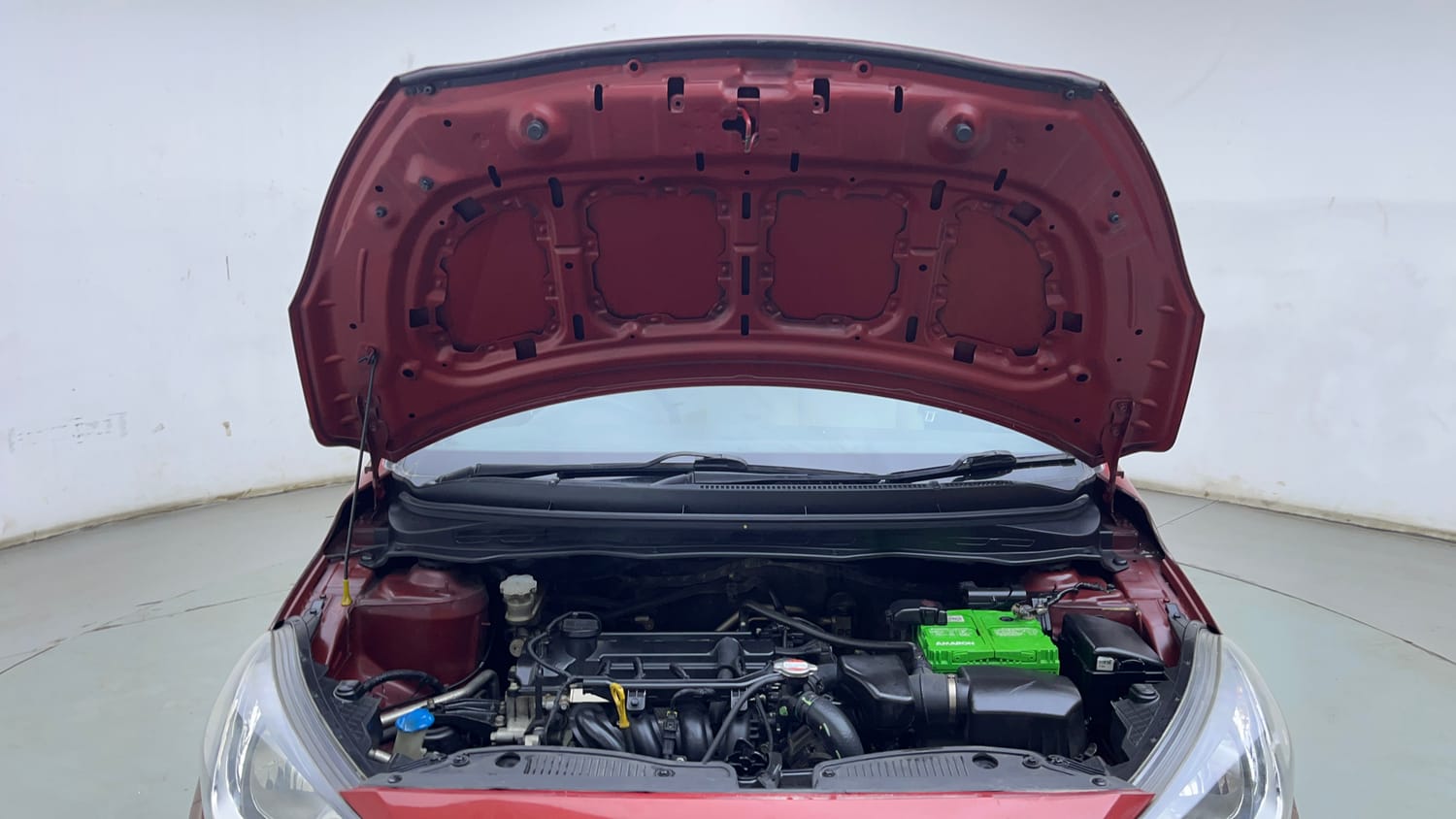 Used 2012 Hyundai i20 Sportz 1.2 Petrol Manual engine ENGINE & BONNET OPEN FRONT VIEW