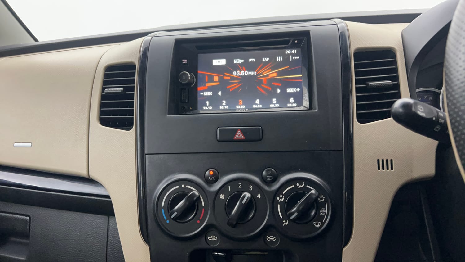 Used 2017 Maruti Suzuki Wagon R VXI+ Petrol Manual interior MUSIC SYSTEM & AC CONTROL VIEW