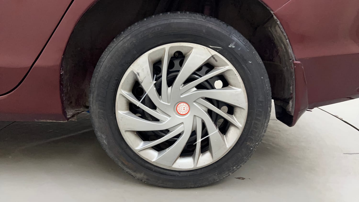 Used 2014 Honda City SV Diesel Diesel Manual tyres LEFT REAR TYRE RIM VIEW