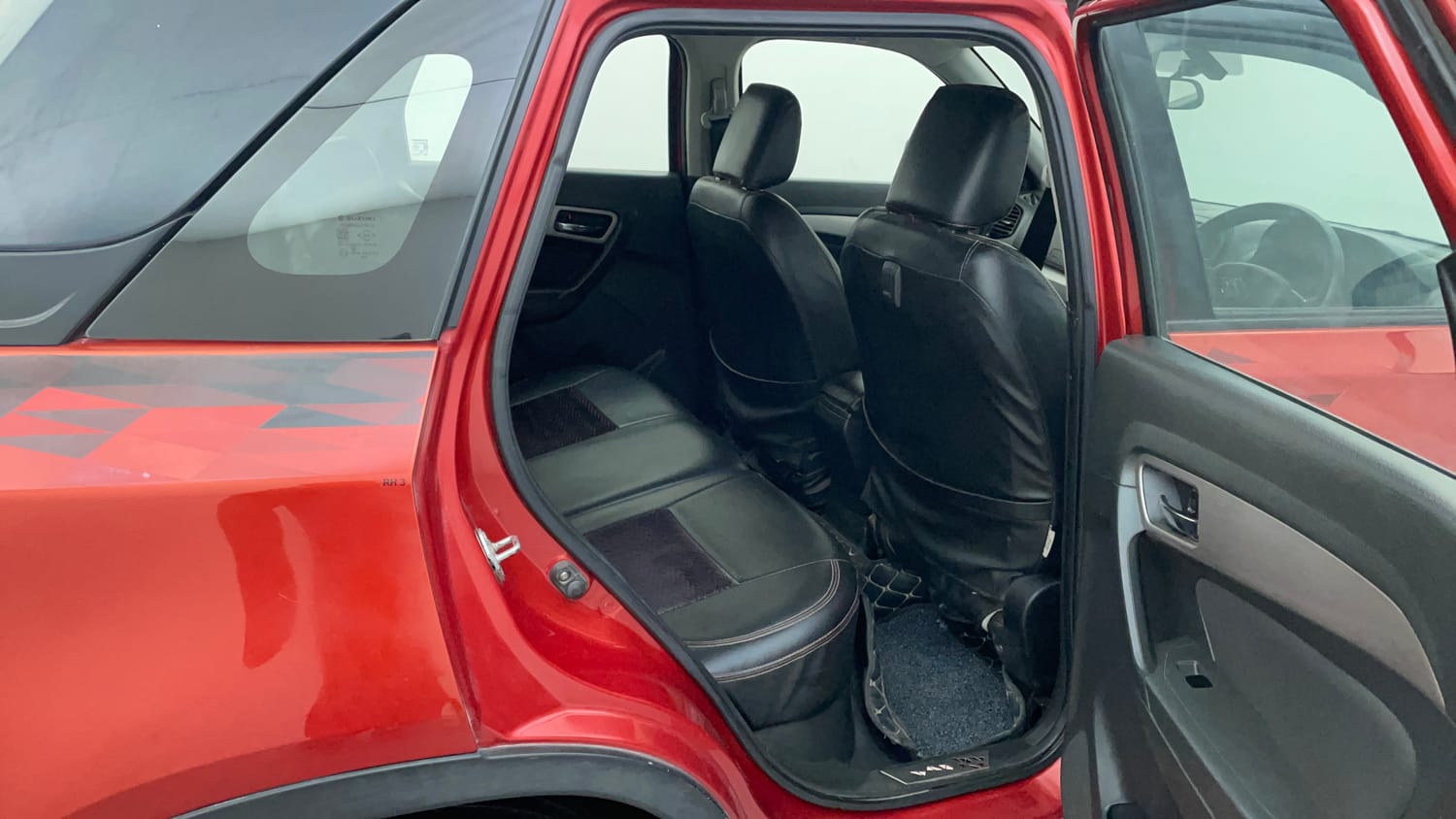 Used 2016 Maruti Suzuki Vitara Brezza ZDi+ Dual Tone Diesel Manual interior RIGHT SIDE REAR DOOR CABIN VIEW