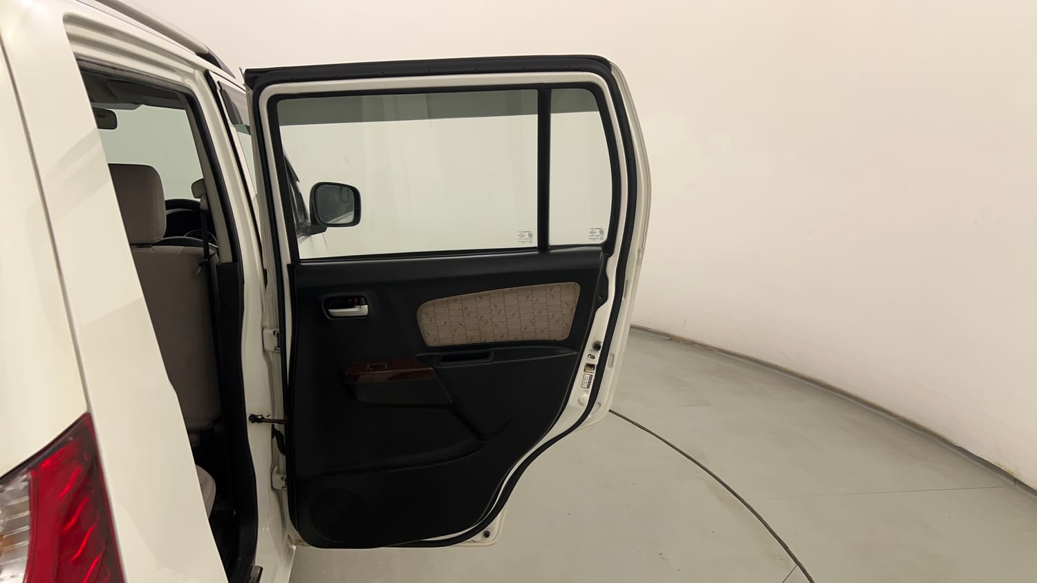 Used 2016 Maruti Suzuki Wagon R 1.0 VXI AMT Petrol Automatic interior RIGHT REAR DOOR OPEN VIEW