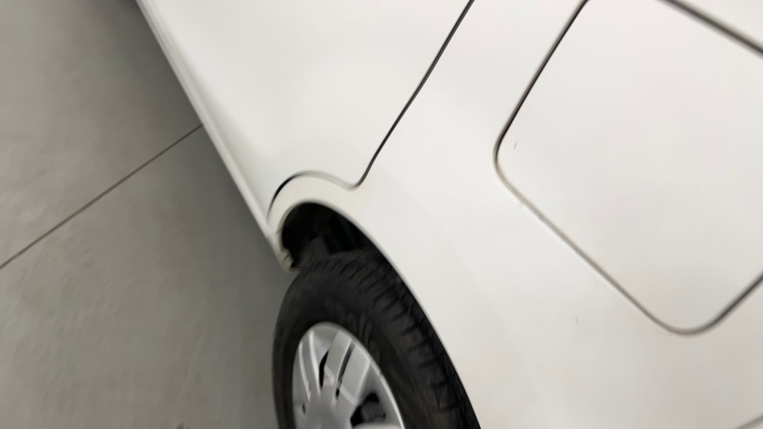 Used 2014 Maruti Suzuki Alto 800 Lxi Petrol Manual dents MINOR DENT