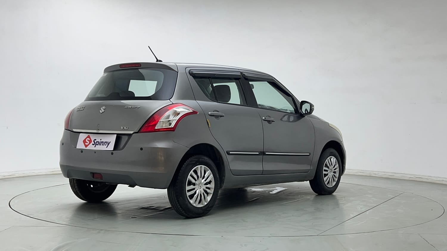 Used 2015 Maruti Suzuki Swift VXi Petrol Manual exterior RIGHT REAR CORNER VIEW