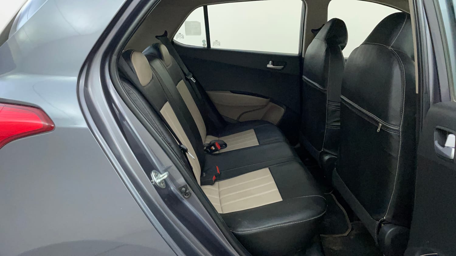 Used 2017 Hyundai Grand i10 Sportz (O) 1.2 Kappa VTVT Petrol Manual interior RIGHT SIDE REAR DOOR CABIN VIEW