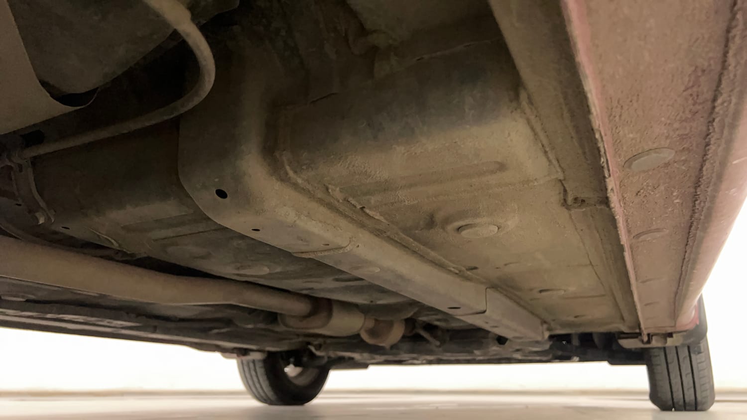 Used 2020 Hyundai Grand i10 Nios Sportz AMT 1.2 Kappa VTVT Petrol Automatic extra REAR RIGHT UNDERBODY VIEW