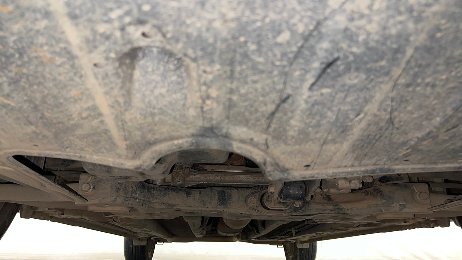 Used 2023 Hyundai Verna SX 1.5 Petrol MT Petrol Manual extra FRONT LEFT UNDERBODY VIEW