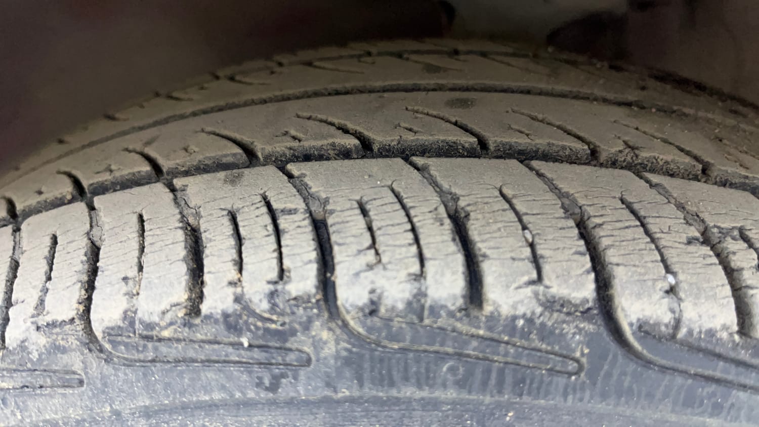 Used 2012 Maruti Suzuki Alto K10 VXi Petrol Manual tyres LEFT FRONT TYRE TREAD VIEW