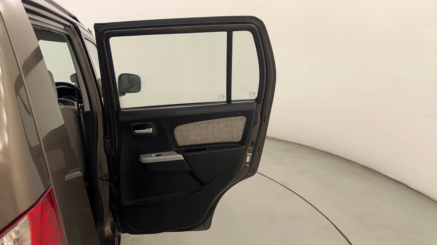 Used 2016 Maruti Suzuki Wagon R 1.0 VXI AMT Petrol Automatic interior RIGHT REAR DOOR OPEN VIEW