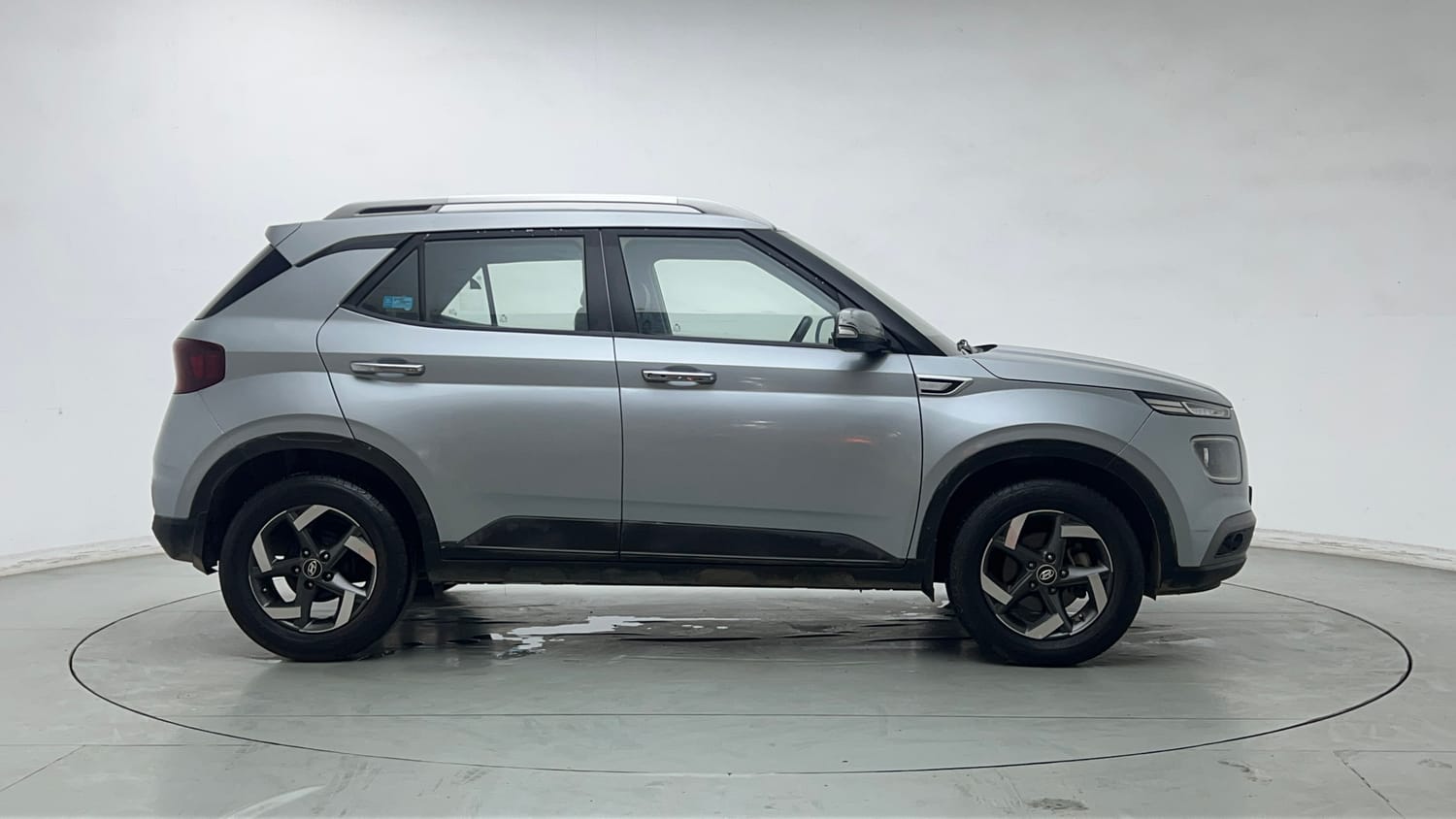 Used 2020 Hyundai Venue SX Plus 1.0 Turbo DCT Petrol Automatic exterior RIGHT SIDE VIEW