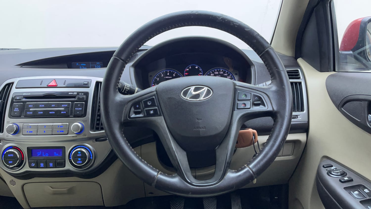Used 2012 Hyundai i20 Sportz 1.2 Petrol Manual interior STEERING VIEW