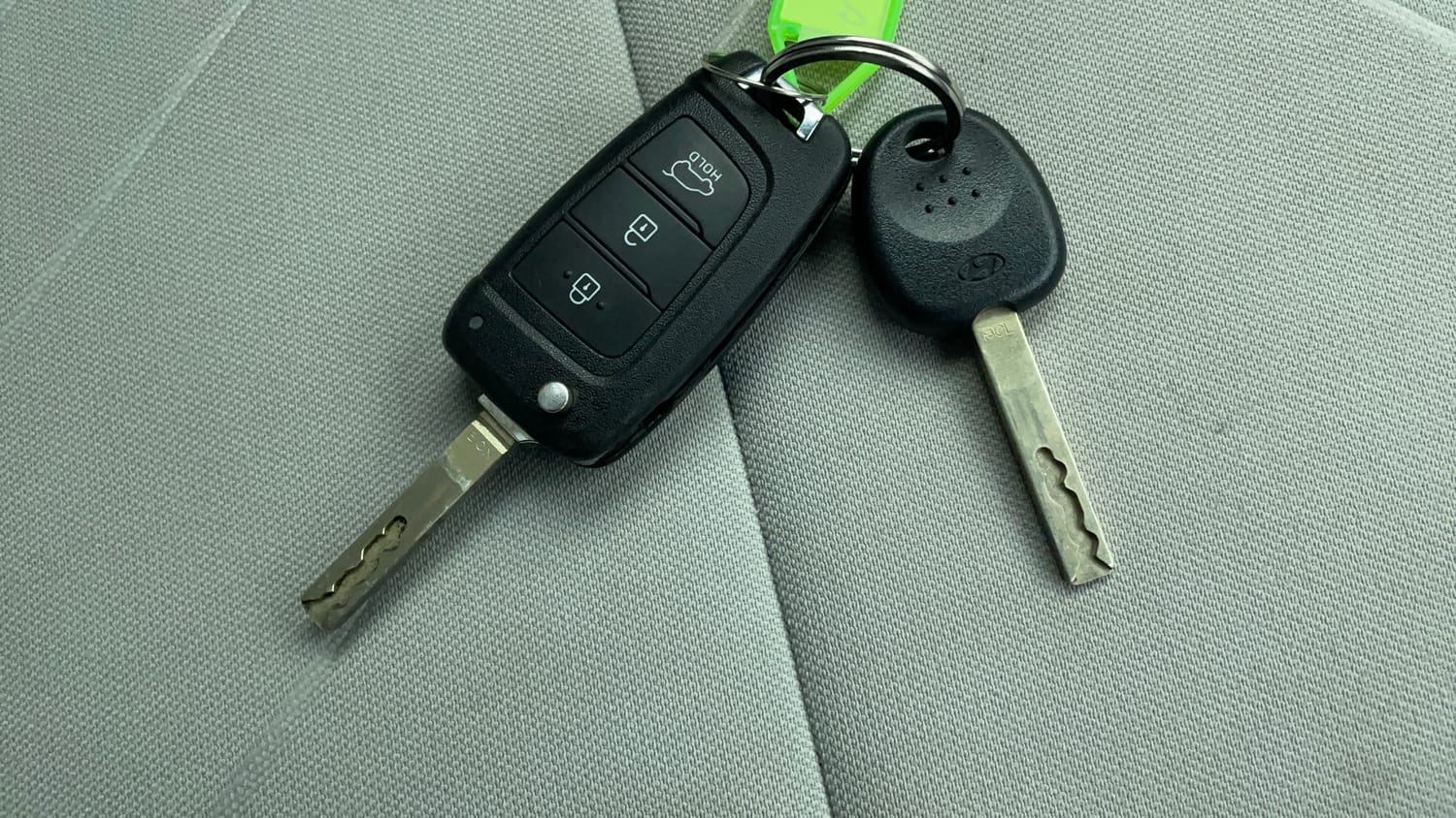 Used 2024 Hyundai i20 Sportz (O) 1.2 IVT Petrol Automatic extra CAR KEY VIEW