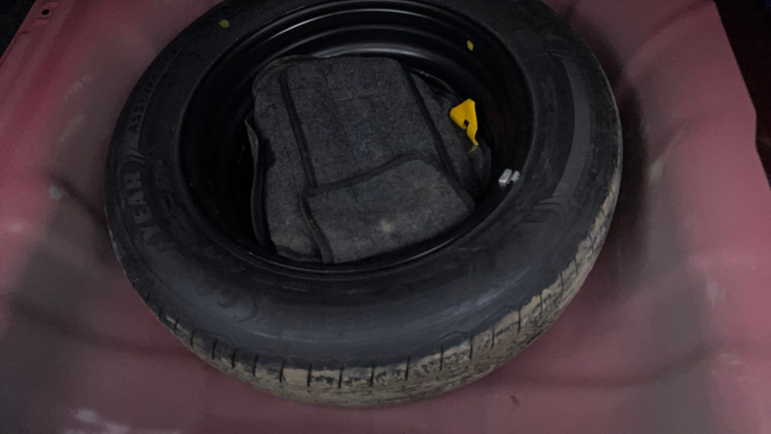 Used 2023 Hyundai Verna SX 1.5 Petrol MT Petrol Manual tyres SPARE TYRE VIEW