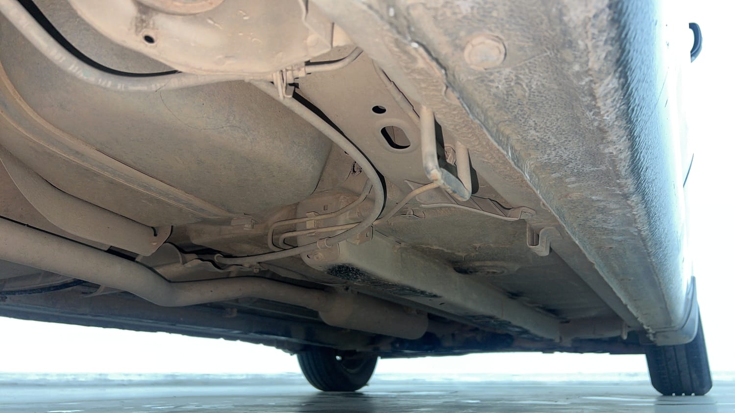 Used 2018 Maruti Suzuki Ciaz Sigma 1.4 MT Petrol Manual extra REAR RIGHT UNDERBODY VIEW