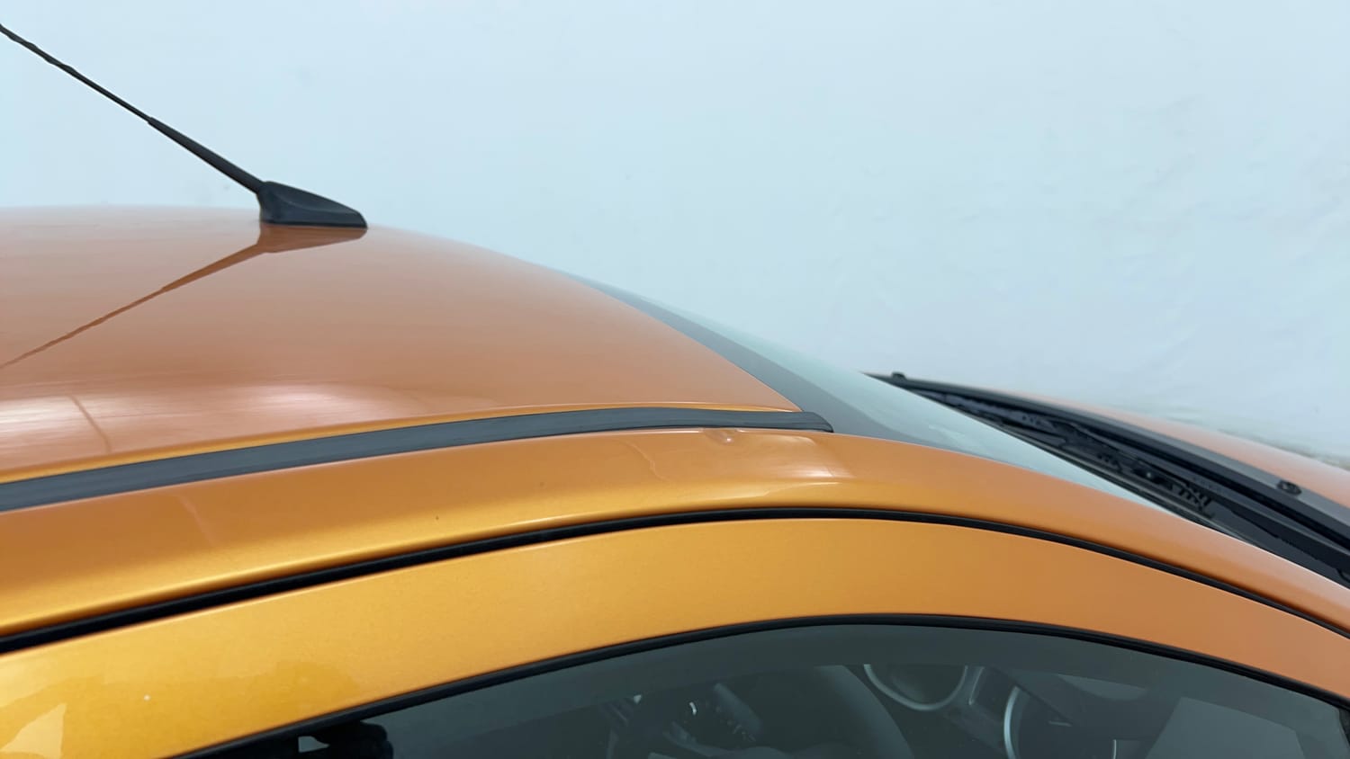 Used 2016 Tata Tiago Revotron XZ Petrol Manual dents MINOR DENT