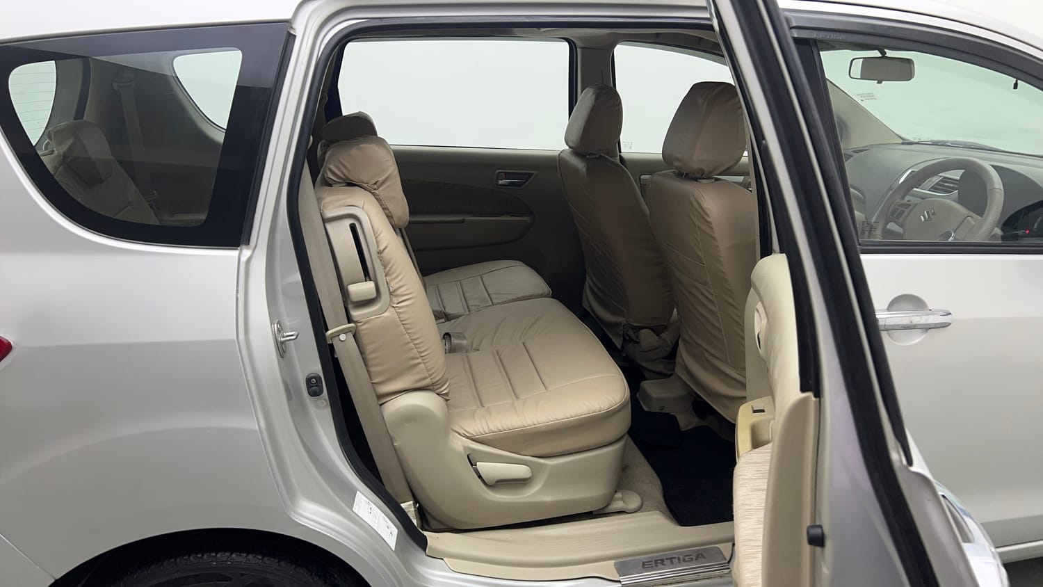 Used 2014 Maruti Suzuki Ertiga ZXi Petrol Manual interior RIGHT SIDE REAR DOOR CABIN VIEW