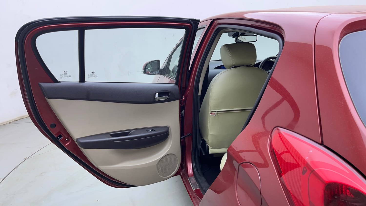Used 2012 Hyundai i20 Sportz 1.2 Petrol Manual interior LEFT REAR DOOR OPEN VIEW