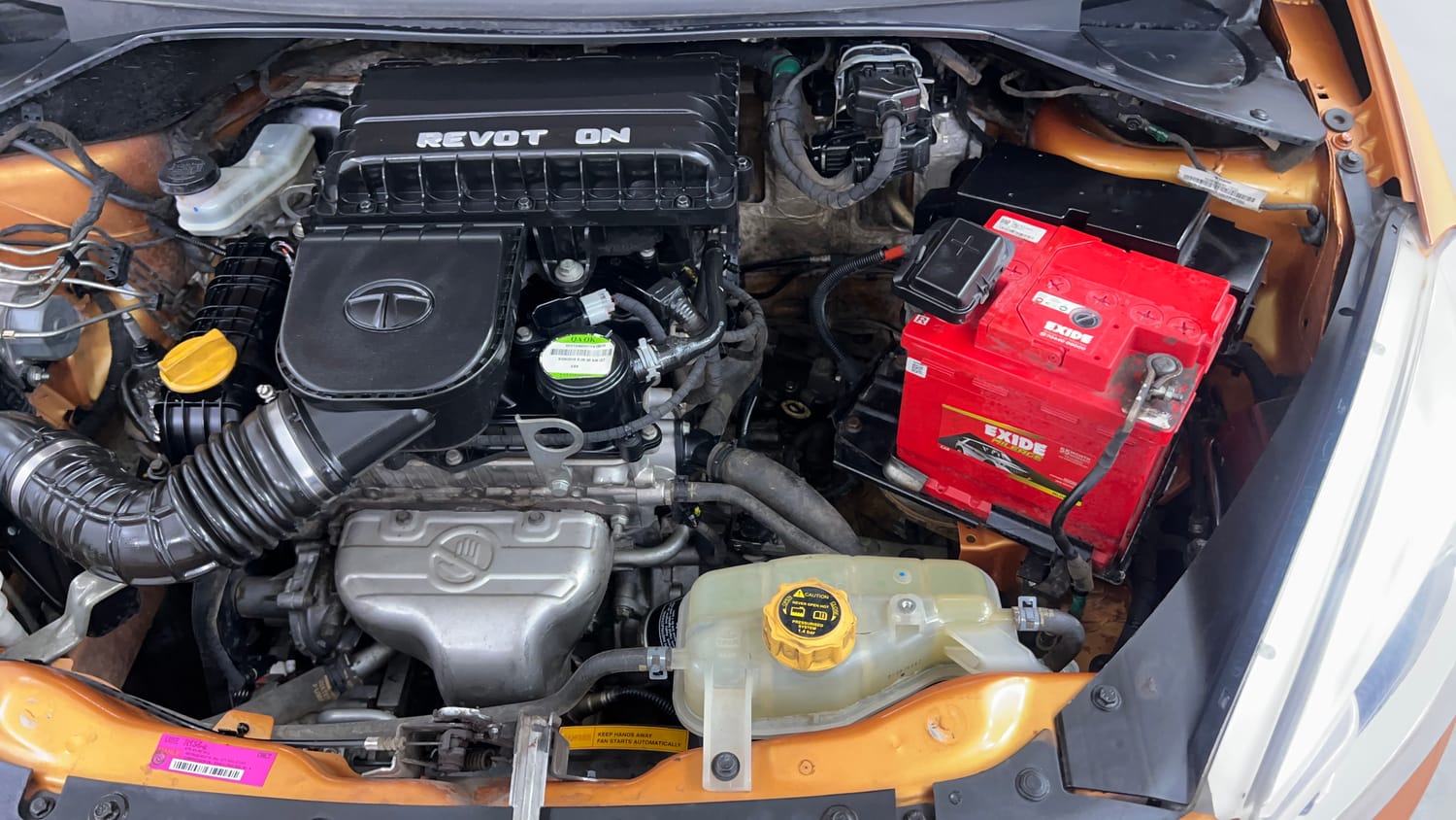 Used 2016 Tata Tiago Revotron XZ Petrol Manual engine ENGINE LEFT SIDE VIEW