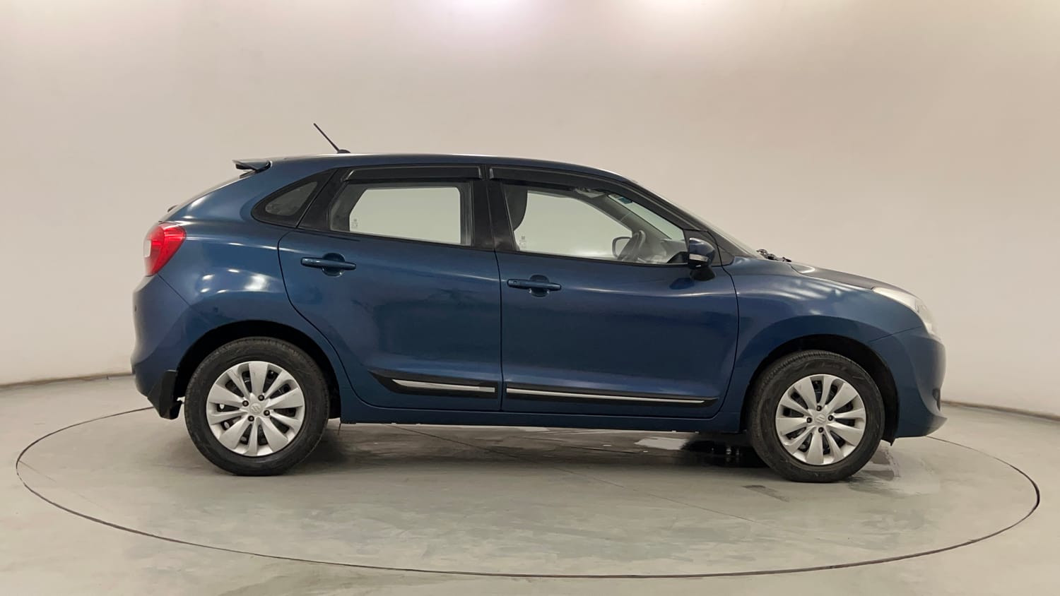 Used 2016 Maruti Suzuki Baleno Delta 1.2 Petrol Manual exterior RIGHT SIDE VIEW