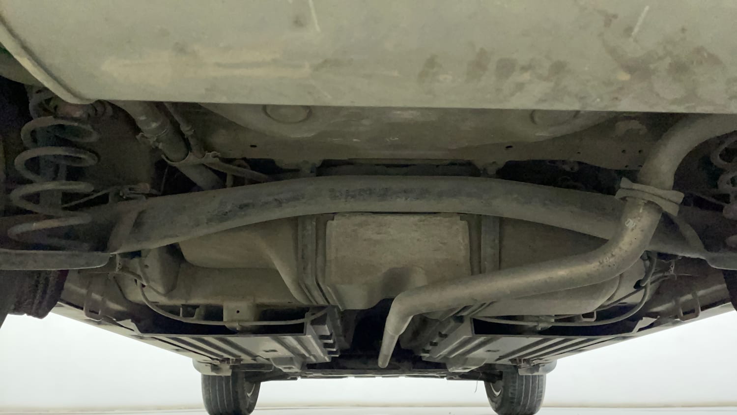 Used 2016 Maruti Suzuki Vitara Brezza ZDi+ Dual Tone Diesel Manual extra REAR UNDERBODY VIEW (TAKEN FROM REAR)