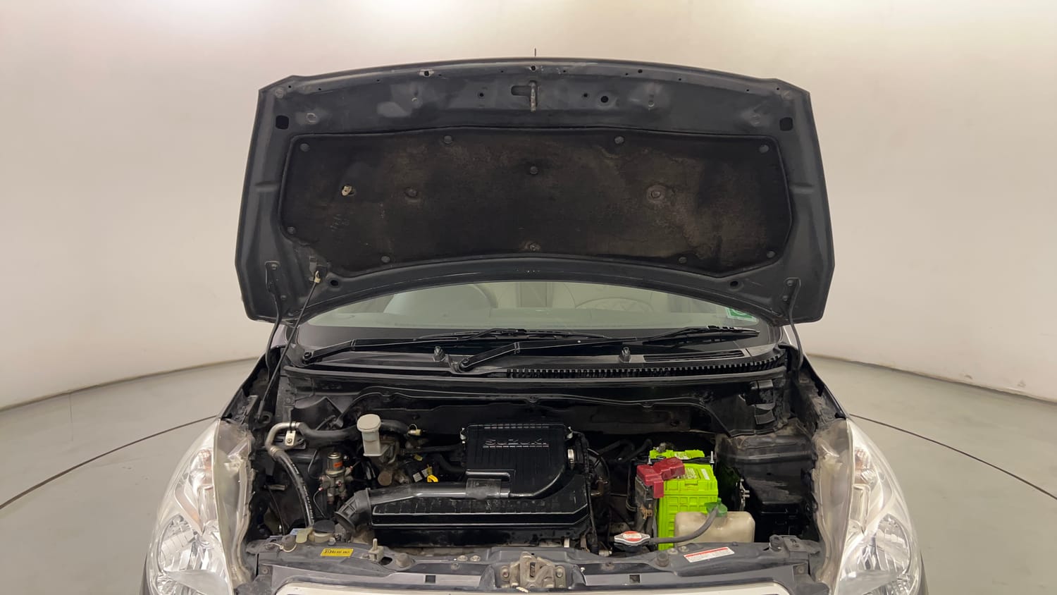 Used 2013 Maruti Suzuki Ertiga Vxi Petrol Manual engine ENGINE & BONNET OPEN FRONT VIEW