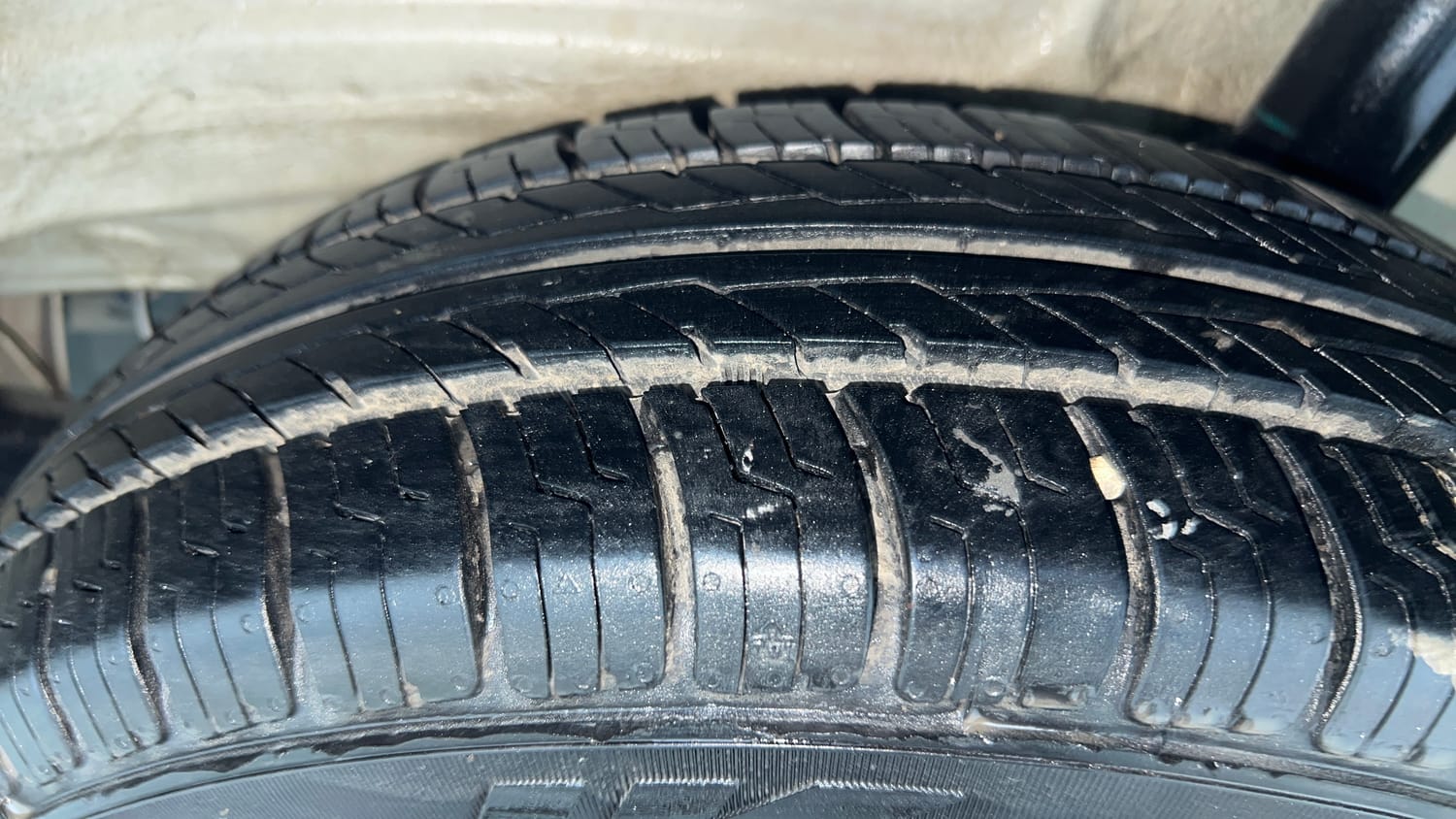 Used 2022 Maruti Suzuki Wagon R LXI 1.0 CNG Cng Manual tyres LEFT REAR TYRE TREAD VIEW