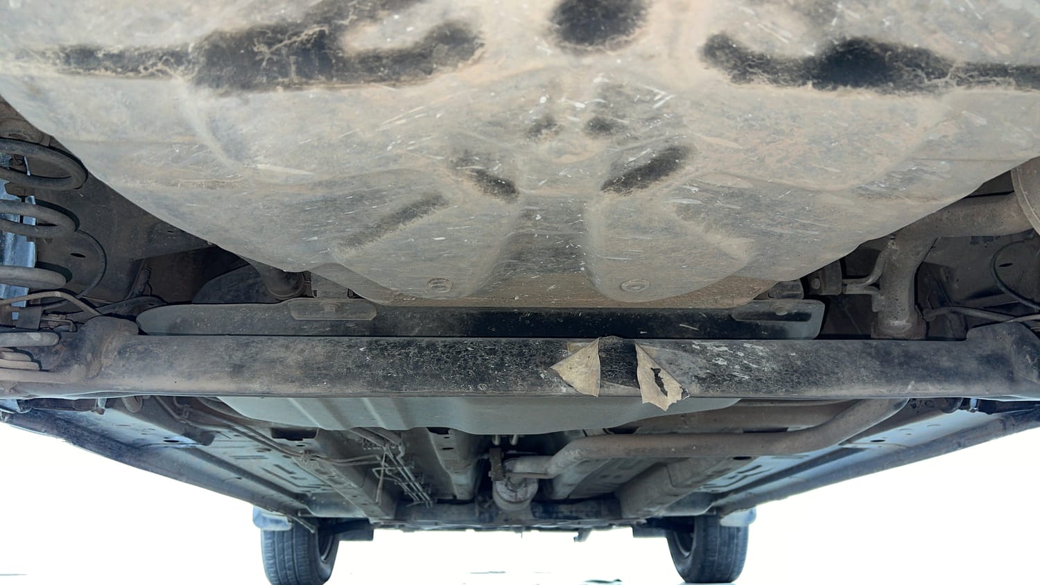 Used 2022 Tata Punch Adventure Rhythm Pack MT Petrol Manual extra REAR UNDERBODY VIEW (TAKEN FROM REAR)