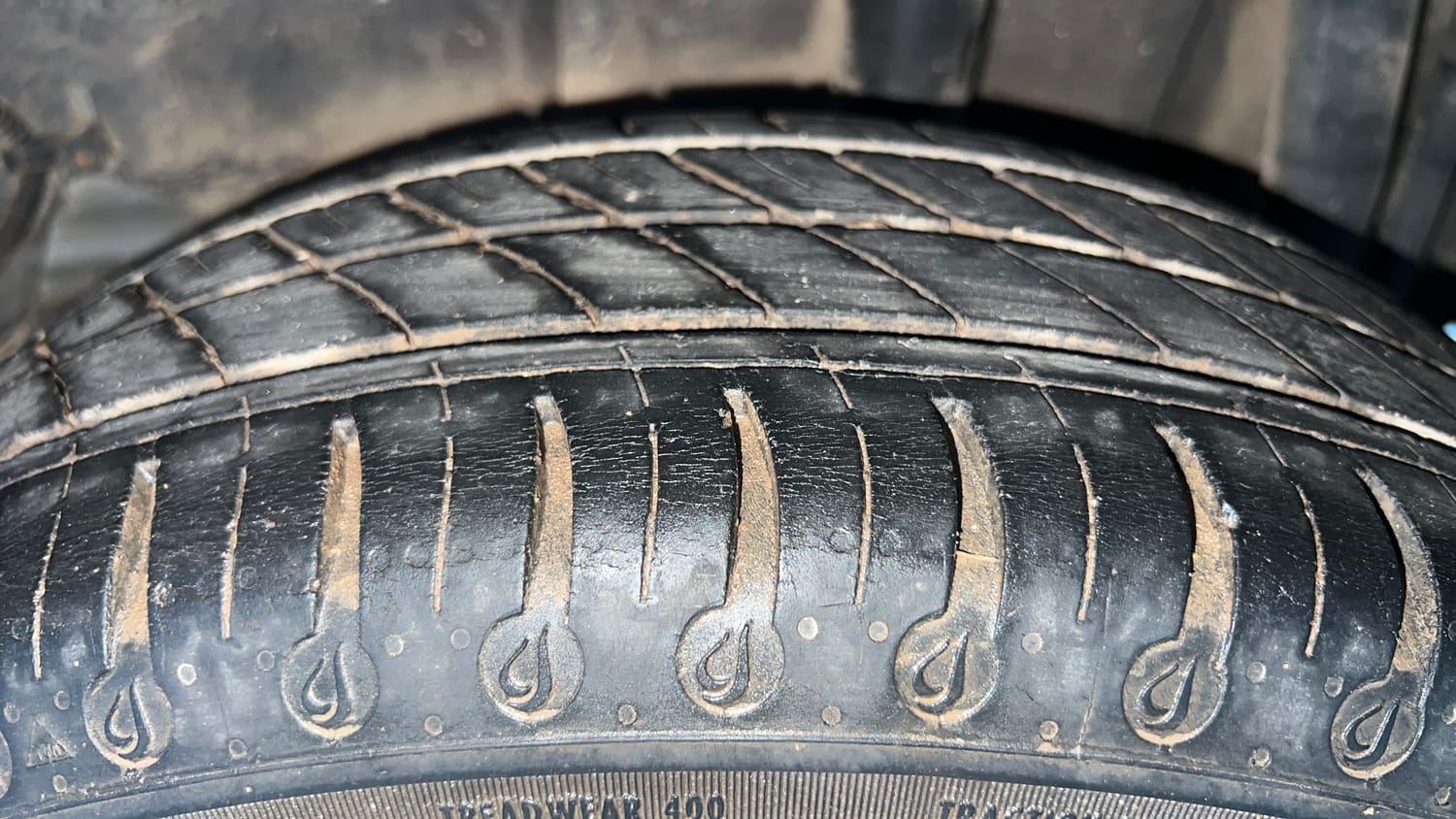 Used 2021 Tata Tiago XZ Petrol Manual tyres LEFT REAR TYRE TREAD VIEW