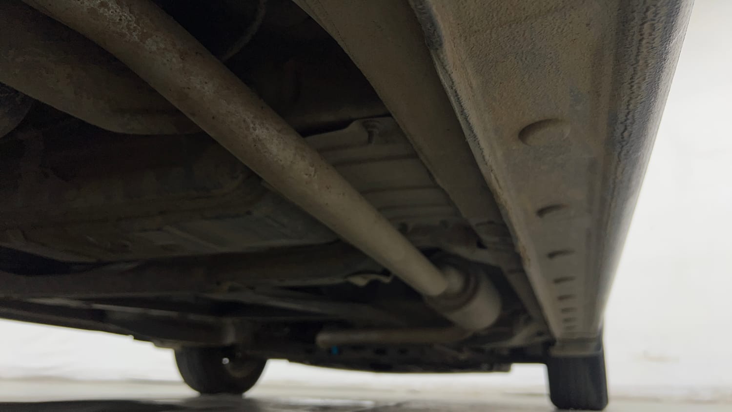 Used 2023 Honda City V Petrol MT Petrol Manual extra REAR RIGHT UNDERBODY VIEW