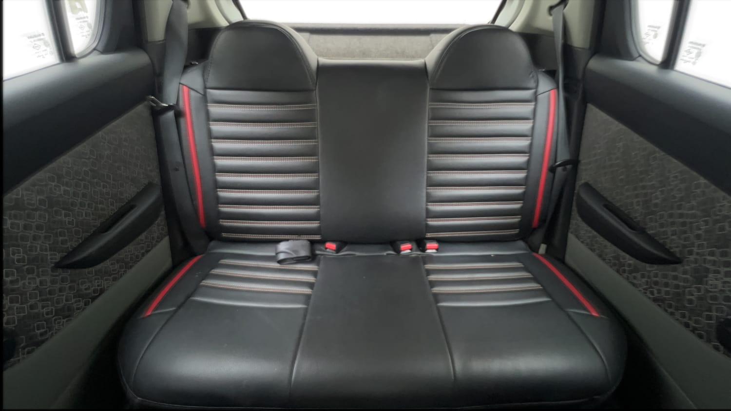 Used 2017 Maruti Suzuki Alto 800 VXi Petrol Manual interior REAR SEAT CONDITION VIEW