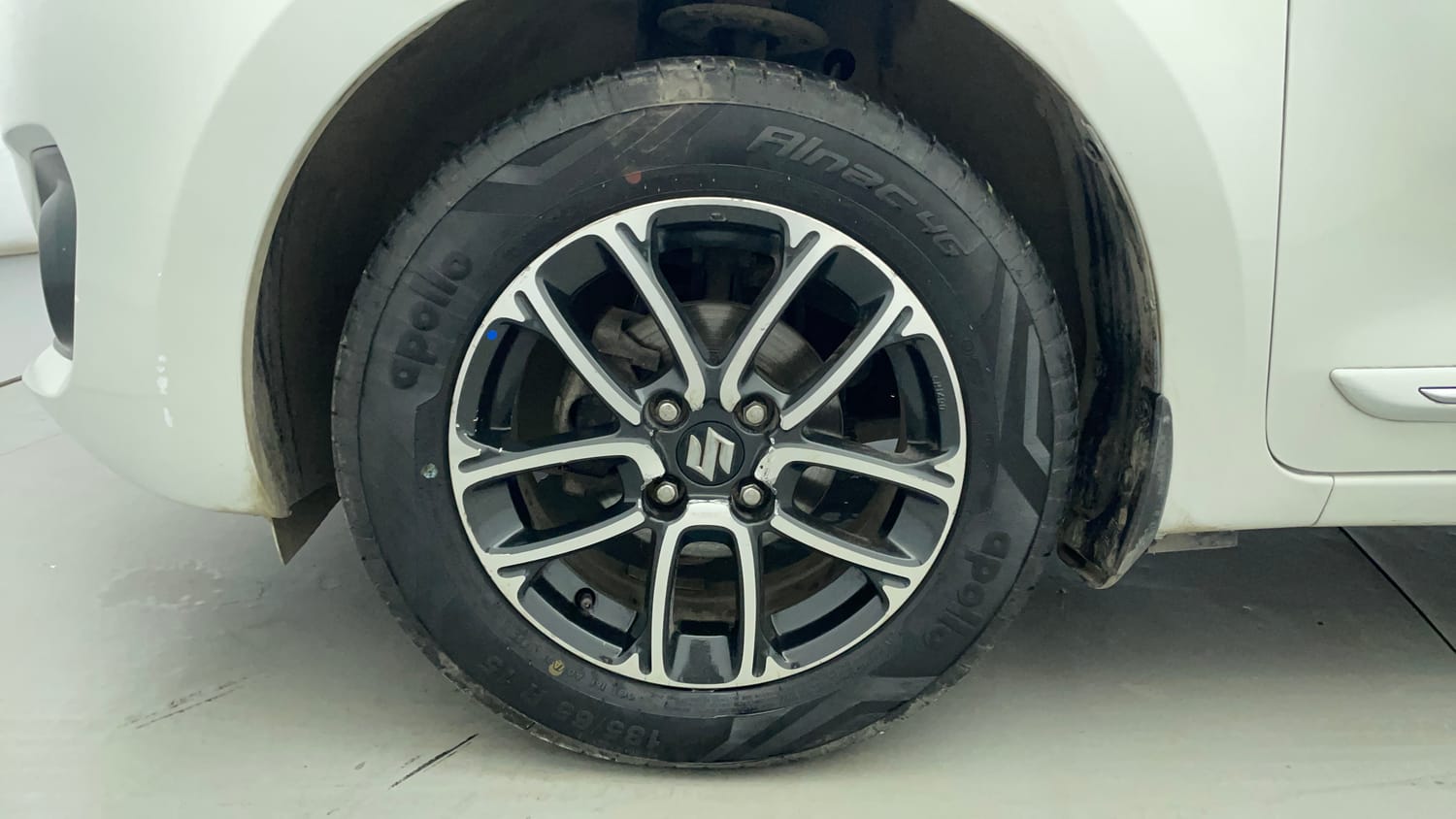 Used 2019 Maruti Suzuki Swift ZXi Plus Petrol Manual tyres LEFT FRONT TYRE RIM VIEW