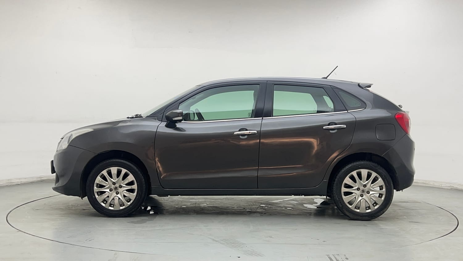 Used 2015 Maruti Suzuki Baleno Zeta 1.2 Petrol Manual exterior LEFT SIDE VIEW