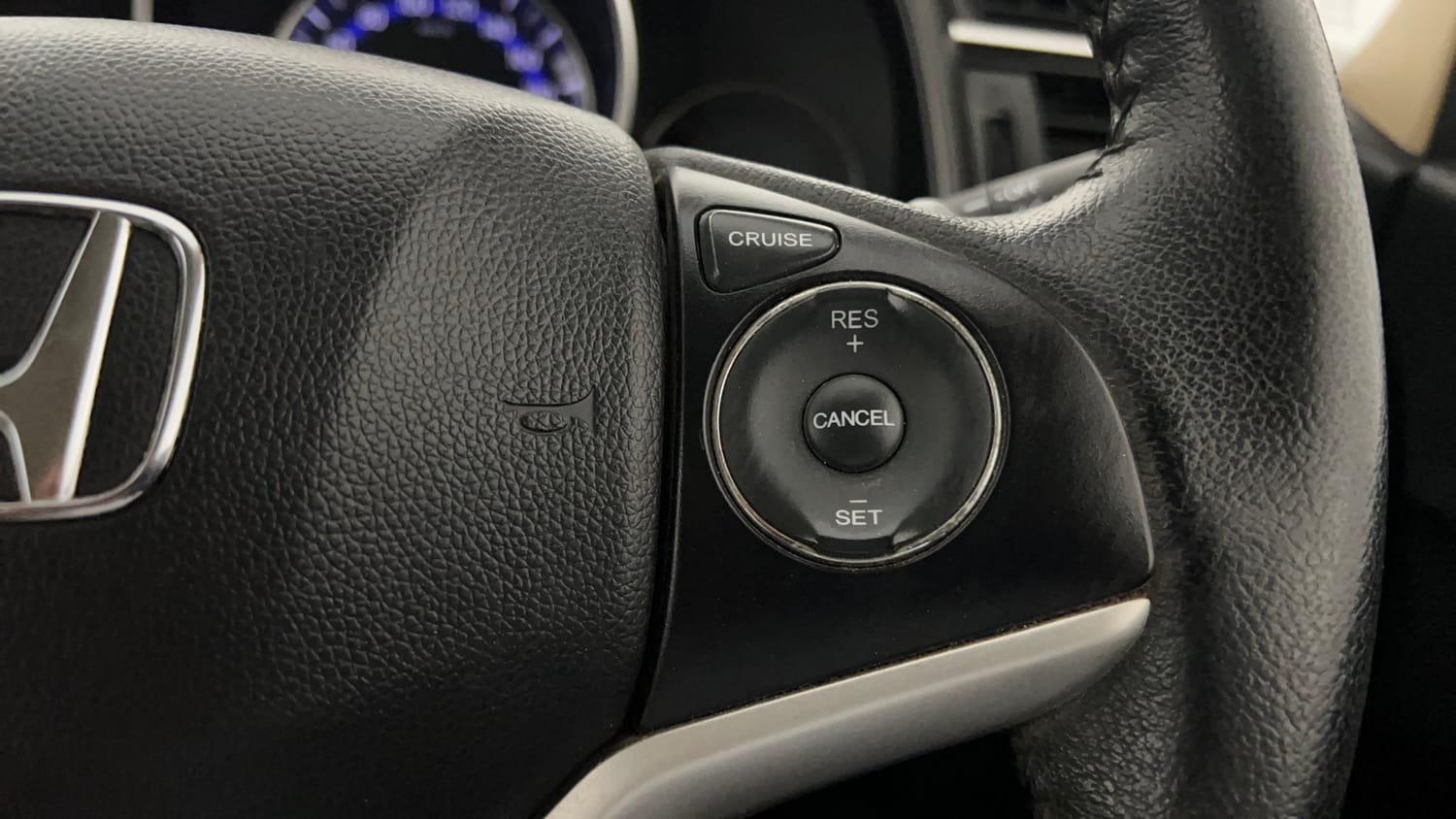 Used 2022 Honda Jazz ZX CVT Petrol Automatic top_features Cruise control