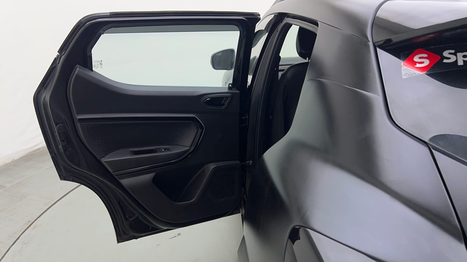 Used 2023 Renault Kiger RXZ AMT Petrol Automatic interior LEFT REAR DOOR OPEN VIEW