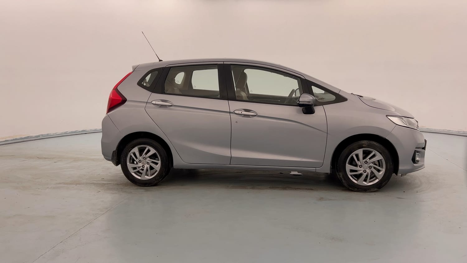 Used 2022 Honda Jazz ZX CVT Petrol Automatic exterior RIGHT SIDE VIEW