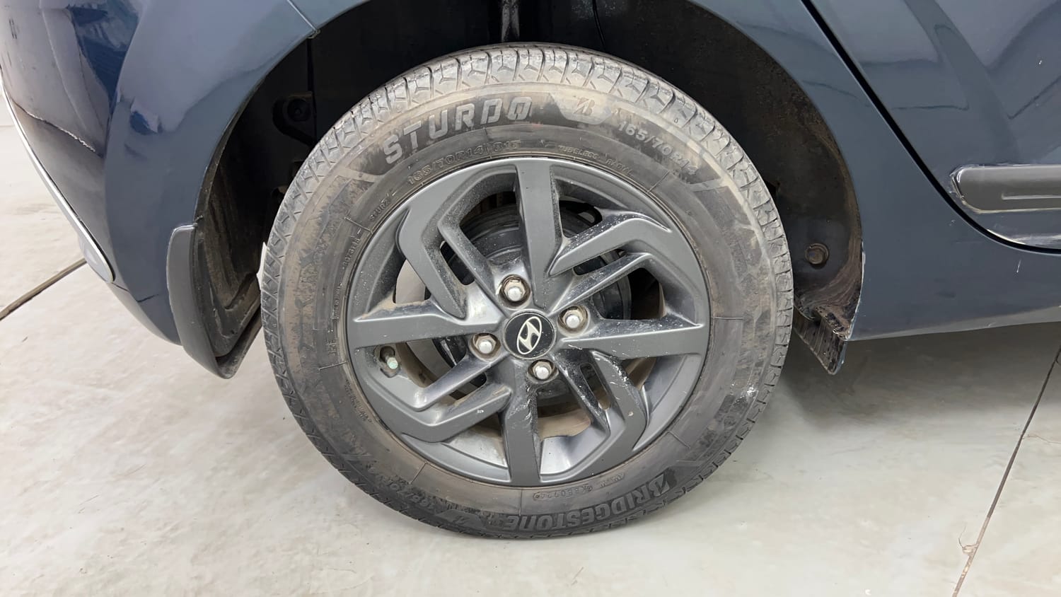 Used 2020 Hyundai Grand i10 Nios Sportz 1.2 Kappa VTVT CNG Cng Manual tyres RIGHT REAR TYRE RIM VIEW