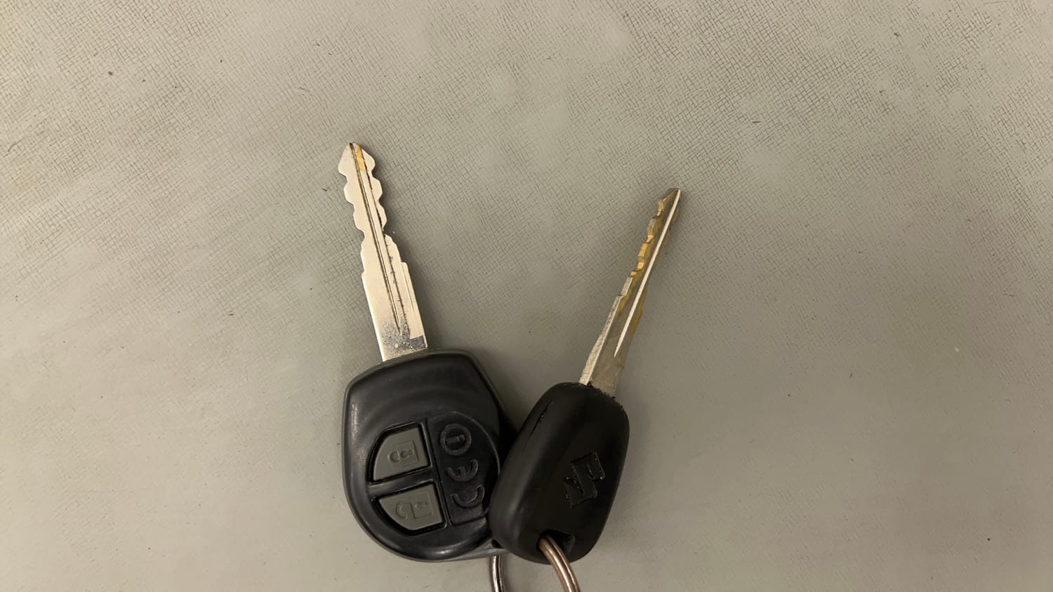 Used 2016 Maruti Suzuki Baleno Delta 1.2 Petrol Manual extra CAR KEY VIEW