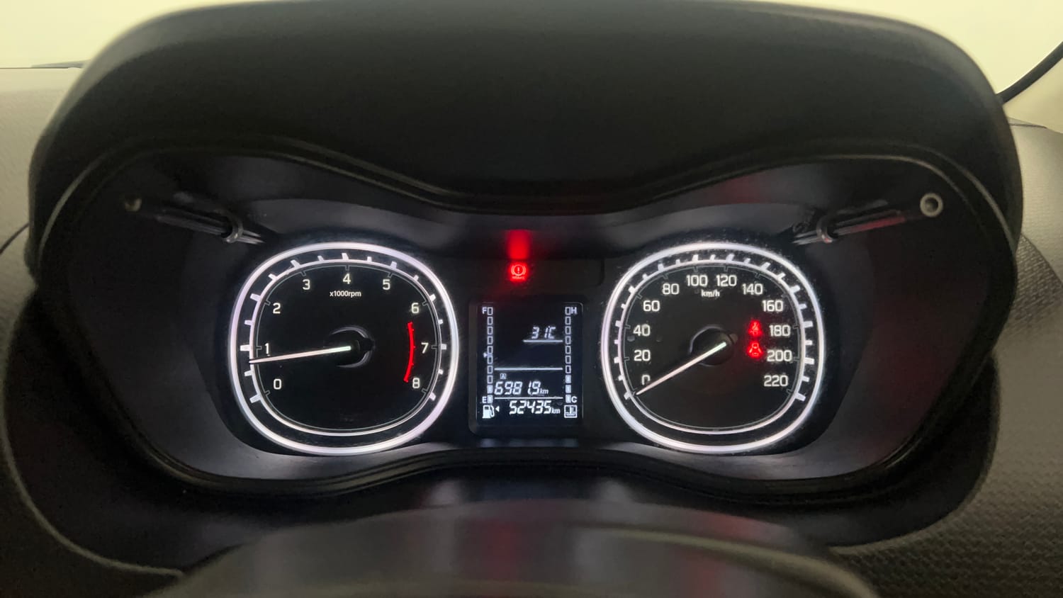 Used 2022 maruti-suzuki Vitara Brezza ZXi Plus Petrol Manual interior CLUSTERMETER VIEW