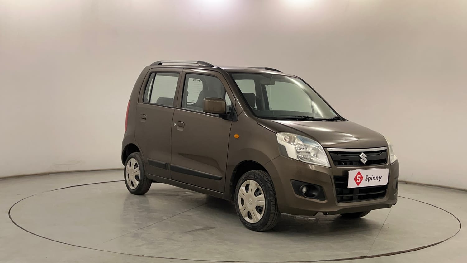 Used 2016 Maruti Suzuki Wagon R 1.0 VXI AMT Petrol Automatic exterior RIGHT FRONT CORNER VIEW
