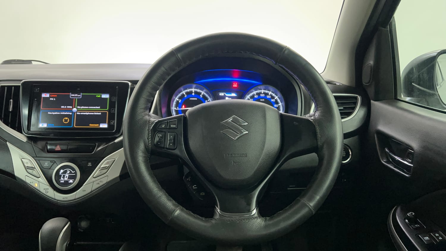 Used 2018 Maruti Suzuki Baleno Alpha 1.2 AT Petrol Automatic interior STEERING VIEW