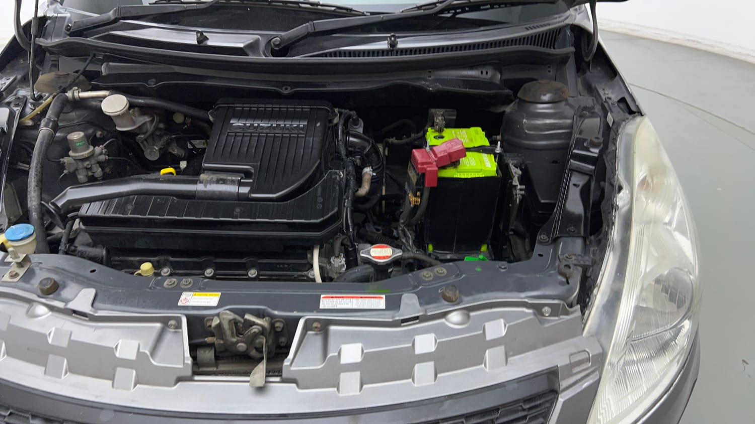Used 2015 Maruti Suzuki Swift VXi Petrol Manual engine ENGINE LEFT SIDE VIEW