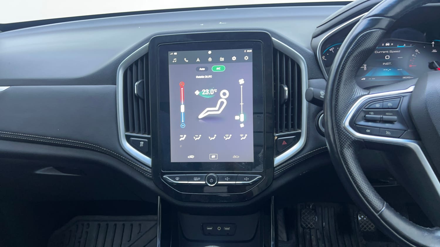 Used 2019 MG Motors Hector Sharp Hybrid 1.5 Petrol Hybrid Manual interior MUSIC SYSTEM & AC CONTROL VIEW