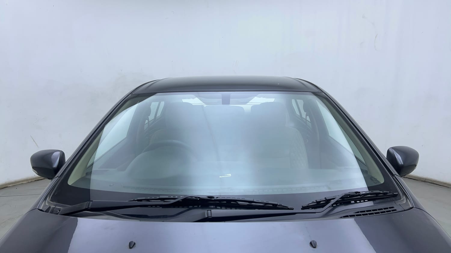 Used 2023 Maruti Suzuki Ciaz Zeta 1.5 Petrol Manual exterior FRONT WINDSHIELD VIEW