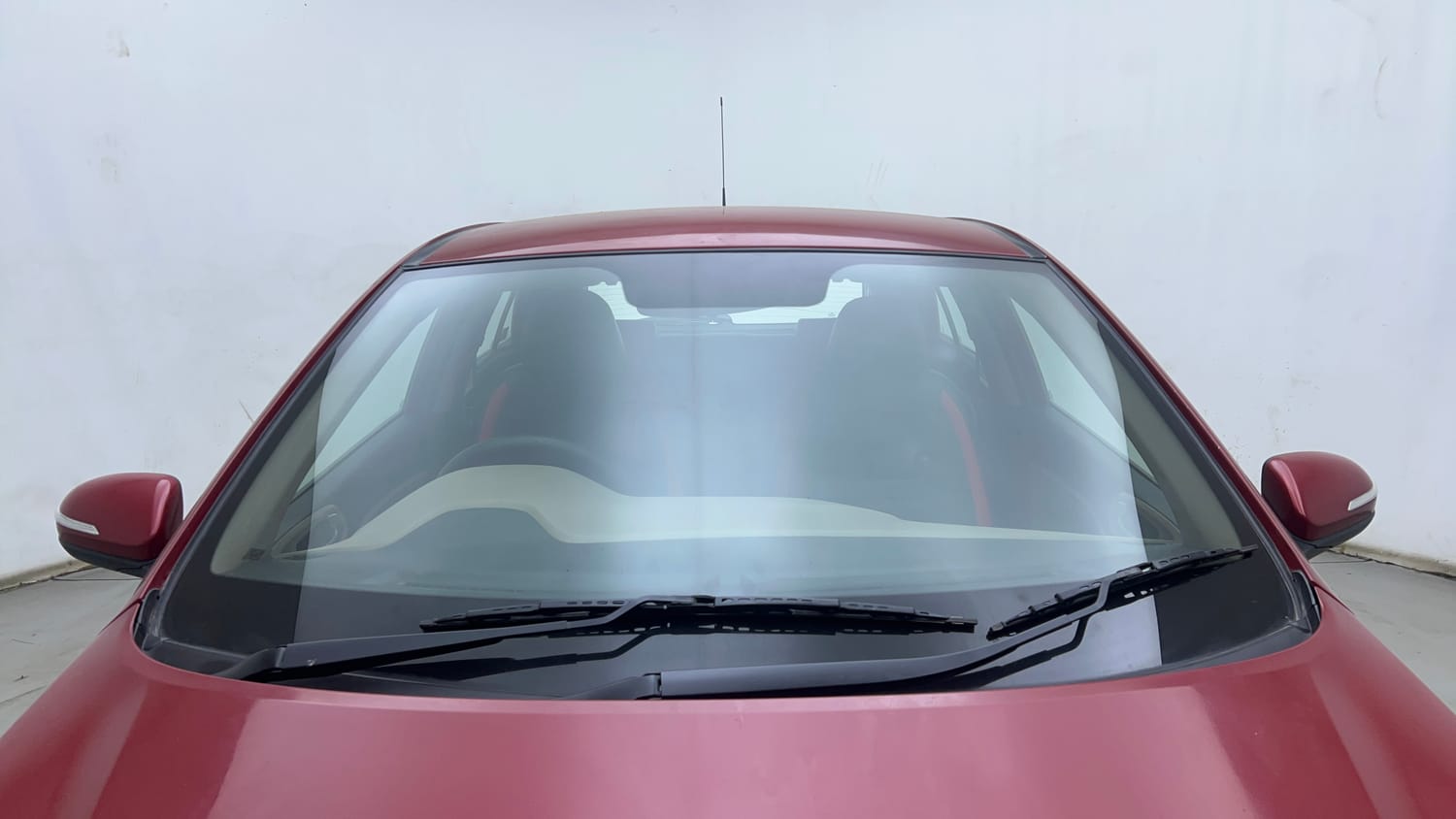Used 2018 Hyundai Elite i20 Asta 1.2 (O) Petrol Manual exterior FRONT WINDSHIELD VIEW