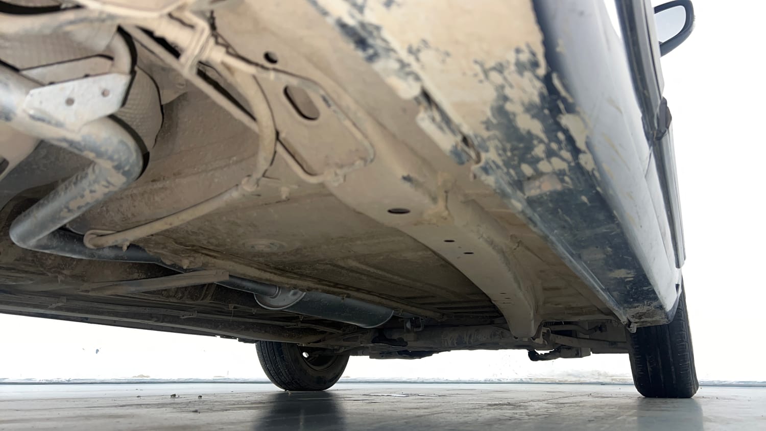Used 2019 Maruti Suzuki Baleno Delta Automatic Petrol Automatic extra REAR RIGHT UNDERBODY VIEW