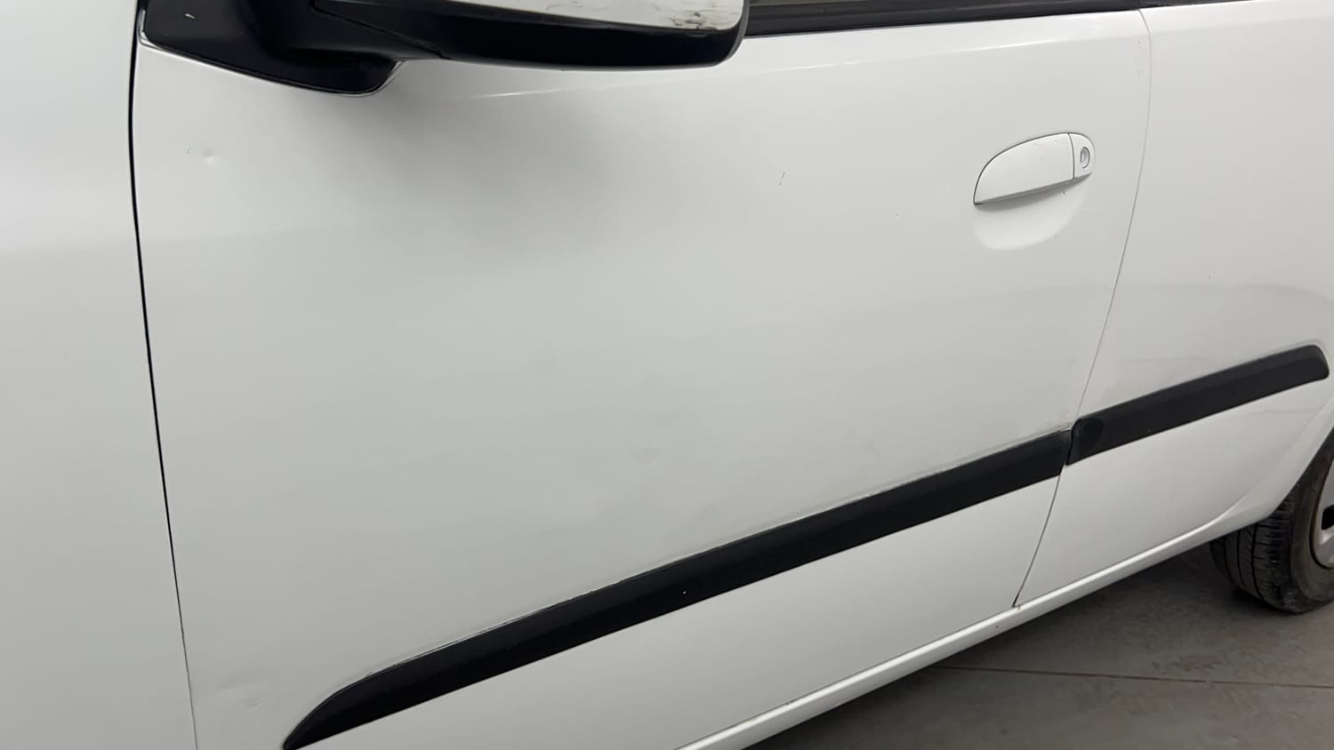 Used 2012 Hyundai i10 Magna 1.1 iRDE2 Petrol Manual dents MINOR DENT