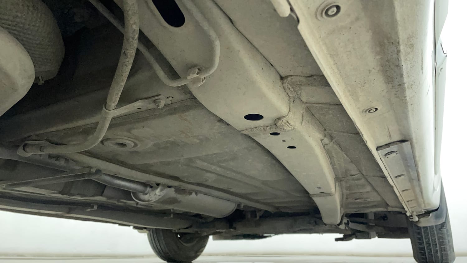 Used 2018 Maruti Suzuki Swift VXi Petrol Manual extra REAR RIGHT UNDERBODY VIEW