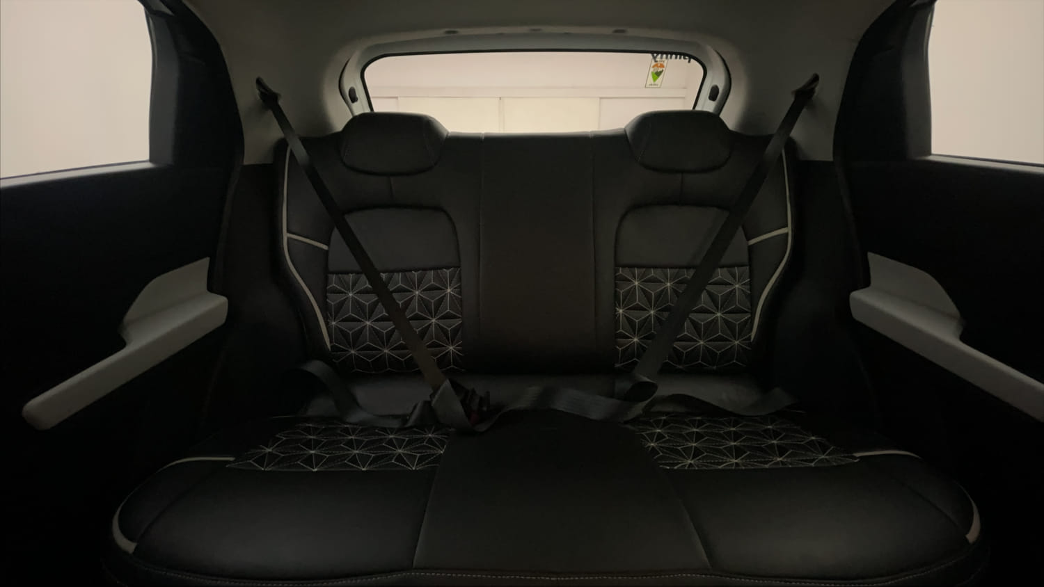 Used 2022 Tata Punch Accomplished MT Petrol Manual interior REAR SEAT CONDITION VIEW