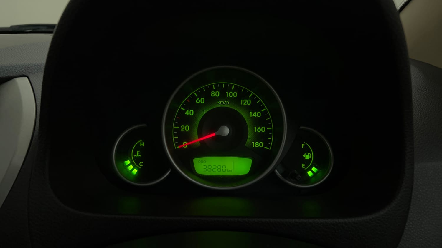 Used 2015 Hyundai Eon Magna + Petrol Manual interior CLUSTERMETER VIEW