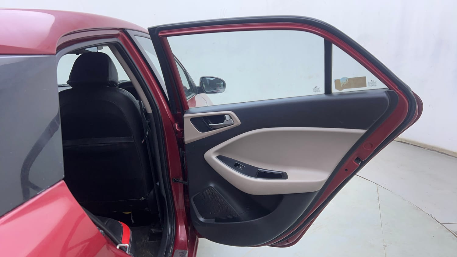 Used 2018 Hyundai Elite i20 Asta 1.2 (O) Petrol Manual interior RIGHT REAR DOOR OPEN VIEW